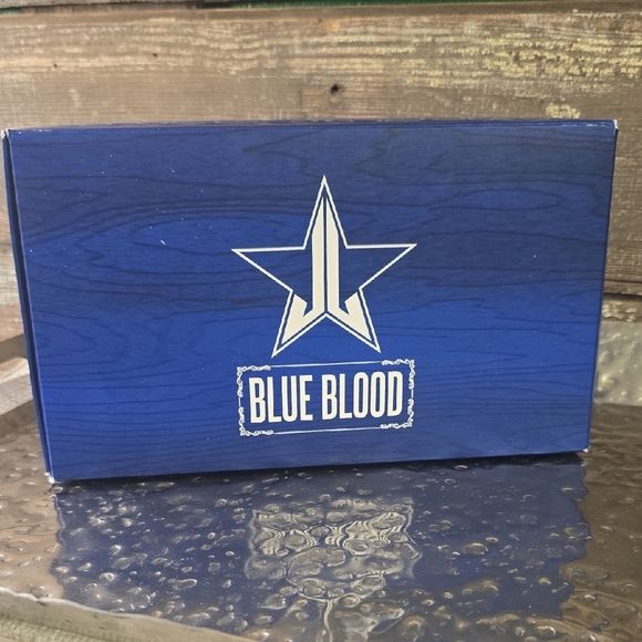 Jeffree Star Blue Blood Eyeshadow Pallette, NEW - Picture 1 of 5